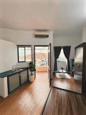 Renting Studio's Book of Five near Ueh University of Economics, University of Medicine