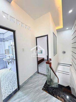 Two Nguyễn Văn Linh Bedrooms, 8 million a month.