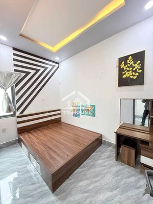 Two Nguyễn Văn Linh Bedrooms, 8 million a month.