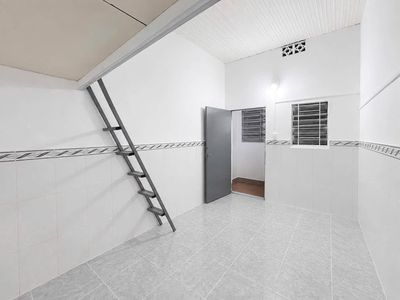 Rent room near Law College, Linh Xuân