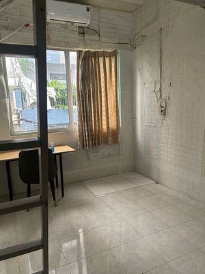 Need women in the same rented house
