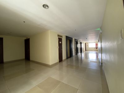 Hùng Vương Plaza – 130 M2 (3 bedrooms) high level - utility - 18 million
