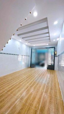 Renting three sets of three four-way bedrooms at 13 million fulil interiors.