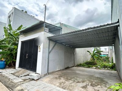 Rent the main Lò Lu street near kcn for 6 million.