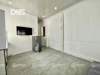 2 Machine Bedroom — Right At the University of Economics