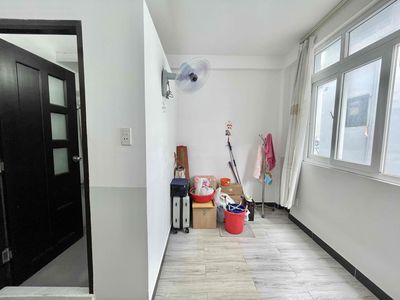 Rent the big window room and the elevator right near the University of Economics.