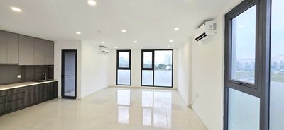 Rent the Lavida Plus District 7-555 m2-12 million still negotiated