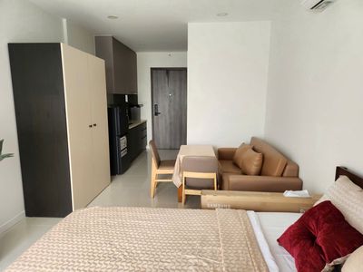 It's the owner of the Lavida apartment, 27 meters- Full interior-11 million a month.