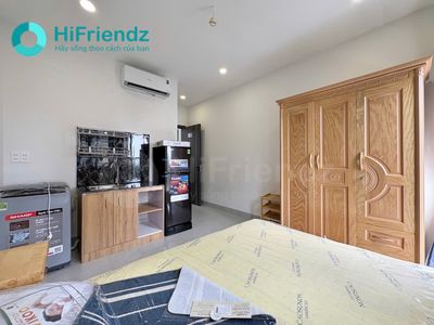 Renting studio full interior, private balcony, near University umt