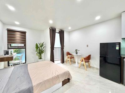 Just 100 percent of apartment 33 M2 full furniture, open balcony at the market.