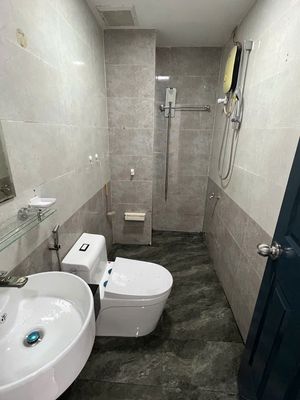 Rent a cash house at Phan Xích Long Phú Nhuận 4th floor 47 million a month.