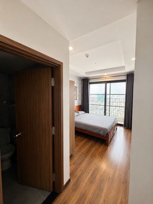 Rent a three-stiming apartment, Pegasuit. A homeowner.