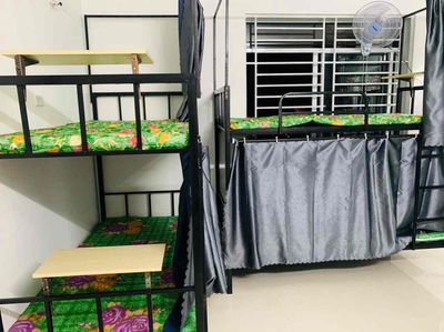 To rent beds on the campus of students at the University of Sun-Hong.