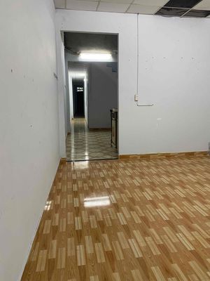 Nice house 4 meters x 40 meters, one floor, the autowayway, 200 meters from Funky Village