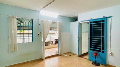 Rent the front room in Tân Bình area, the most modern of all.