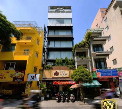 Rent a Cao Thắng cash house - 3 district