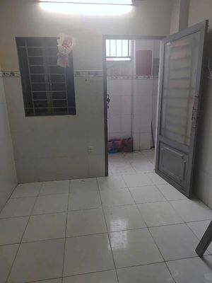 Rent a room with a attic, air conditioning-- Đông Hưng Thuận, District 12.
