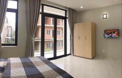 Phạm Hữu Lầu balcony room - payable 7th District (near Phú Mỹ)