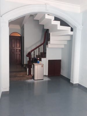 Rent the entire 156/65 Lý Chính Thắng house.
