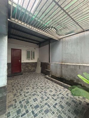 1 m 2th floor area 7 X12 M 4 bedroom 4 2 22 Zq0 toilets, in gd, group or vp
