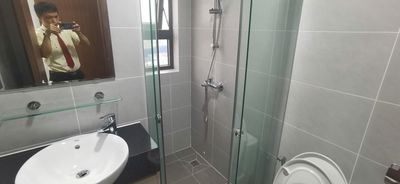 Rent two bedrooms, two toilets, New York Smart Meadow.