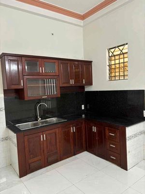 Renting the original house in the entertainment business of District 12