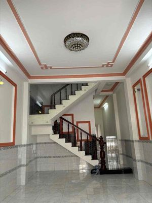 Renting the original house in the entertainment business of District 12