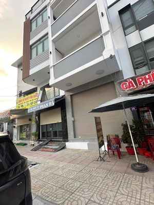 renting cash to 370 Chu Văn An – Bình Thạnh