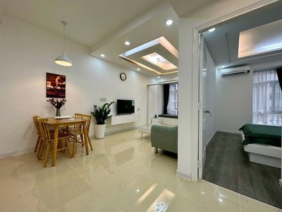 We need to get the Sky Garden apartment, nice house, move in now.