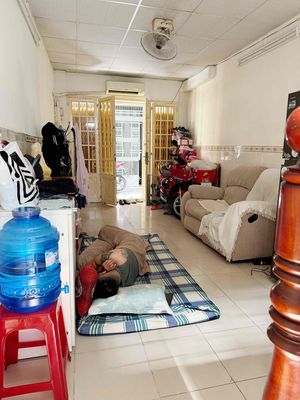 The original house. The real picture and video are 100 percent. Nam Kỳ Khởi Nghĩa. District 3