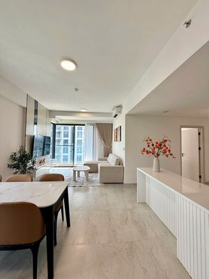Cardinal Court 3 bedrooms - 101 M2 01 01 Full interior 0140 million a month cheap