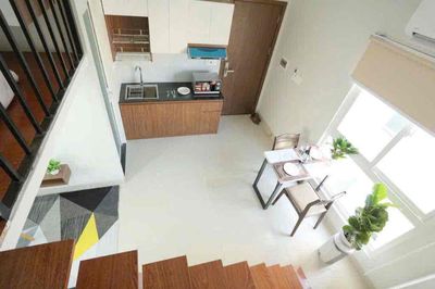 It's the owner of renting the full interior apartment - the blue row - Bình Thạnh