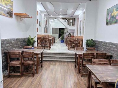 Three floors. Gò Dầu Front. Tân Phú. 5 x35, business now.