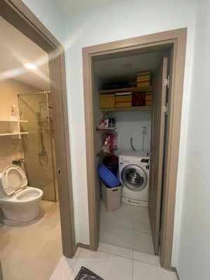 Rent the Riva Park District 4 2 bedroom 2 full bathroom figure at 15 million5