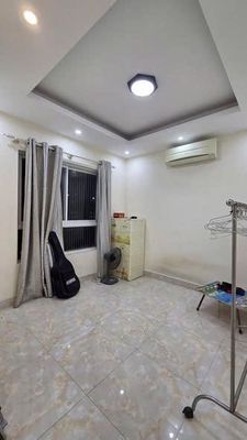 Chung cư 155 Nguyễn Chí Thanh rental: 60 M2, 2 bedrooms, 11 million a month.