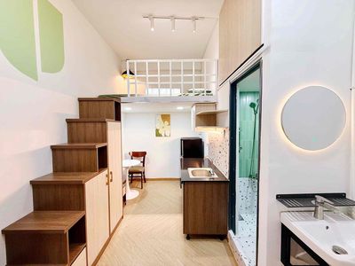 Renting Dupex Room, Âu Cơ. There's a motor elevator through District 10