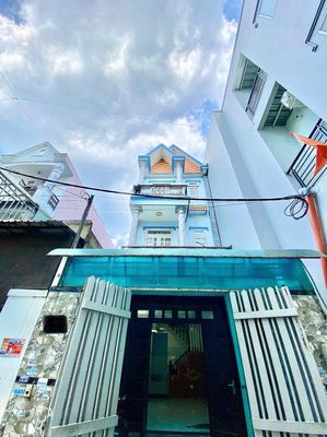 Rent the 113 Lâm Thị Hố alley.