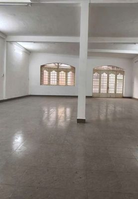 Rent a cash house near Hải Thượng Lãn Ông, District 5-9.2 x24 m-four panels 8 p