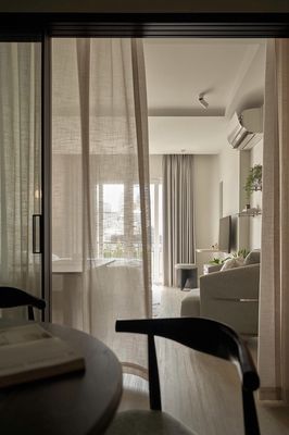 Rent a nice Nguyễn Thái Bình apartment-- 1st district.