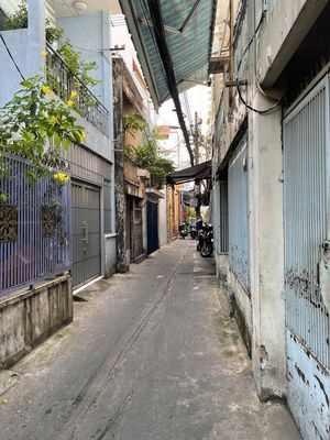 Rent an alley 3 meters Hậu Giang, 1 massage 7 million