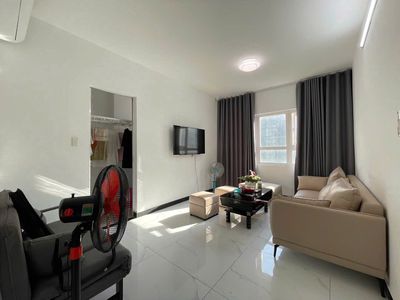 Central Plaza building. Phạm Văn Hai. tb. area 60 m2. Two bedrooms cost 13 million and a half