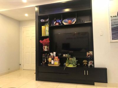 It's a three-room contract for the same Tân Hương Tower, two basic interior toilets.