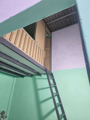 Renting room for Lescovar, Book Door, District 12.