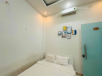 It's the owner who rented the full interior room at Nam Kỳ Khởi Nghĩa, District 3
