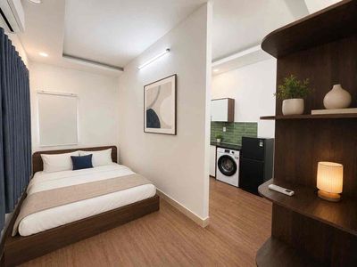 & studio - 100 percent - full interior - with elevators