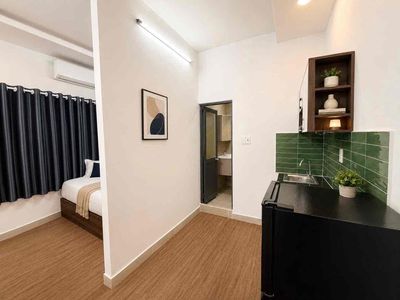 & studio - 100 percent - full interior - with elevators