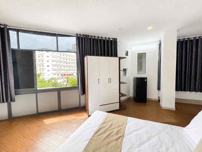 & studio - 100 percent - full interior - with elevators