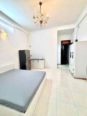 Mini Full House is located on Phạm Hùng District 8