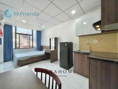 apartment 1 .30 M2 large glasses full interior of the new harbor gas elevator