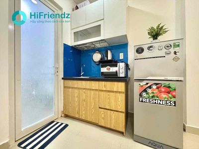 Rent a mini apartment two kilometers away from sguduneh, pick up an electric car.